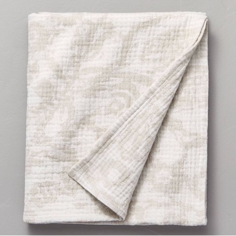 Hearth & Hand NWT Floral Cotton Gauze Jacquard Throw Blanket In Tonal Cream